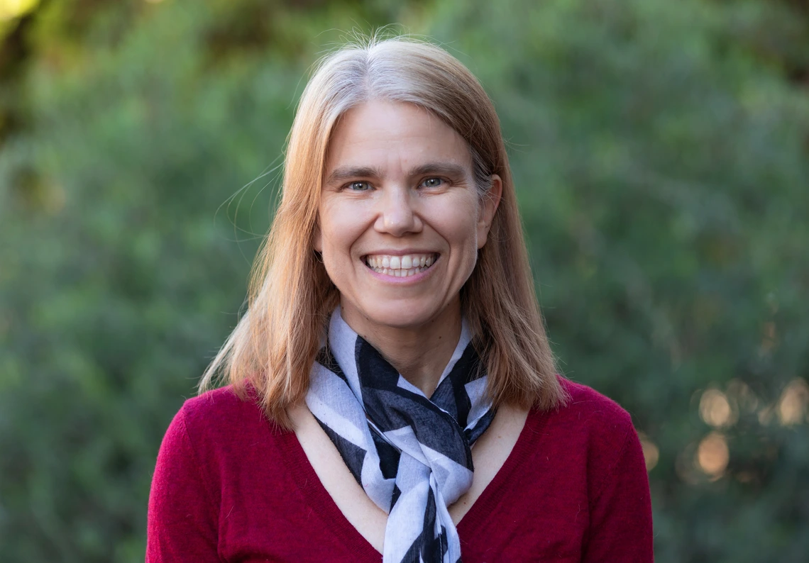 Dr. Shelley Staples